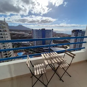 https://apartments-paraiso-del-sur.adeje-hotels.com